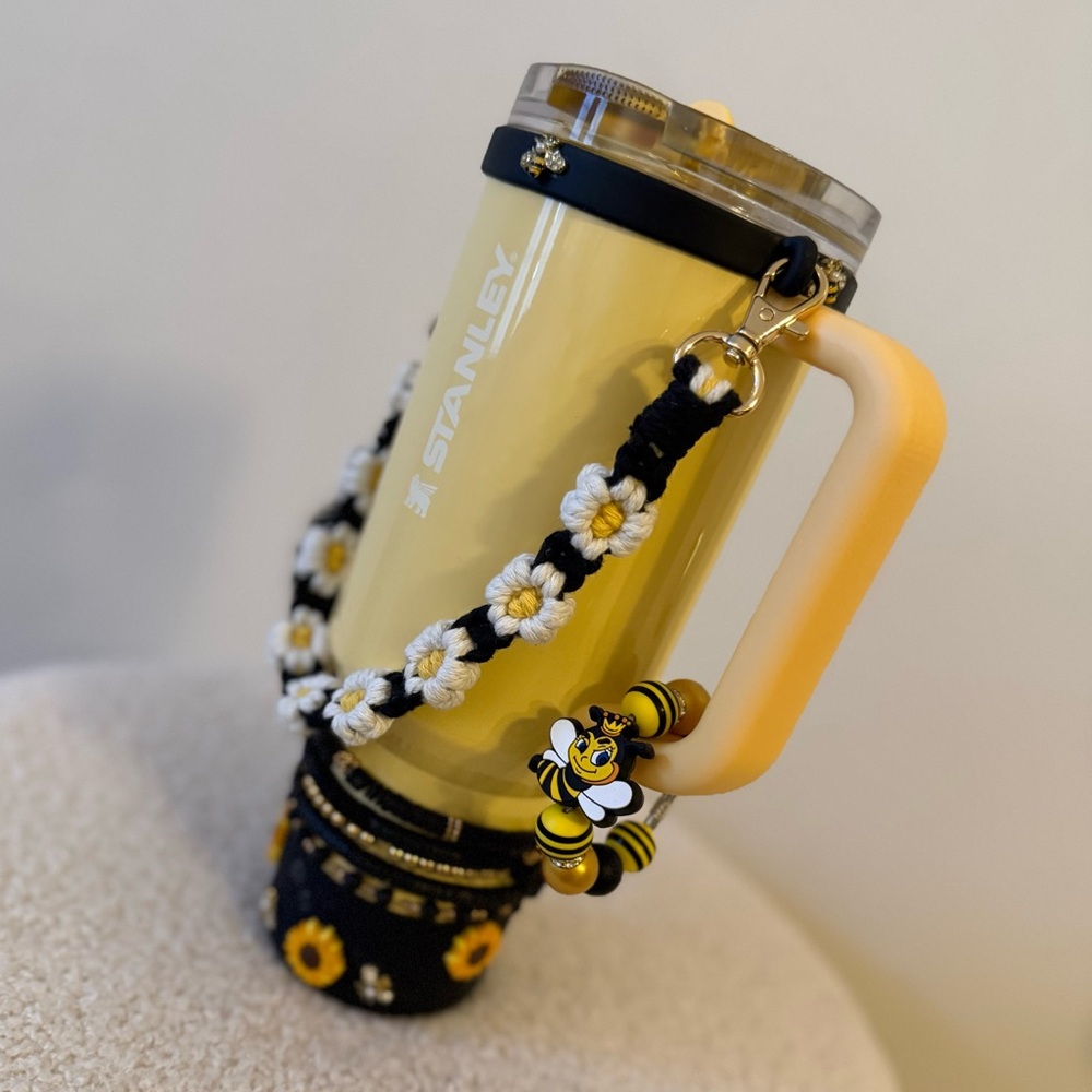 Stanley Yellow Floral Accessory Tumbler - Picture 4 of 4